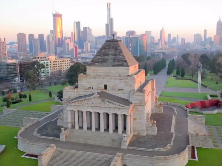 item image 376 album của tour Việt booking - VietBooking -Canberra Melbourne Road Trip 2 Ngày 1 Đêm