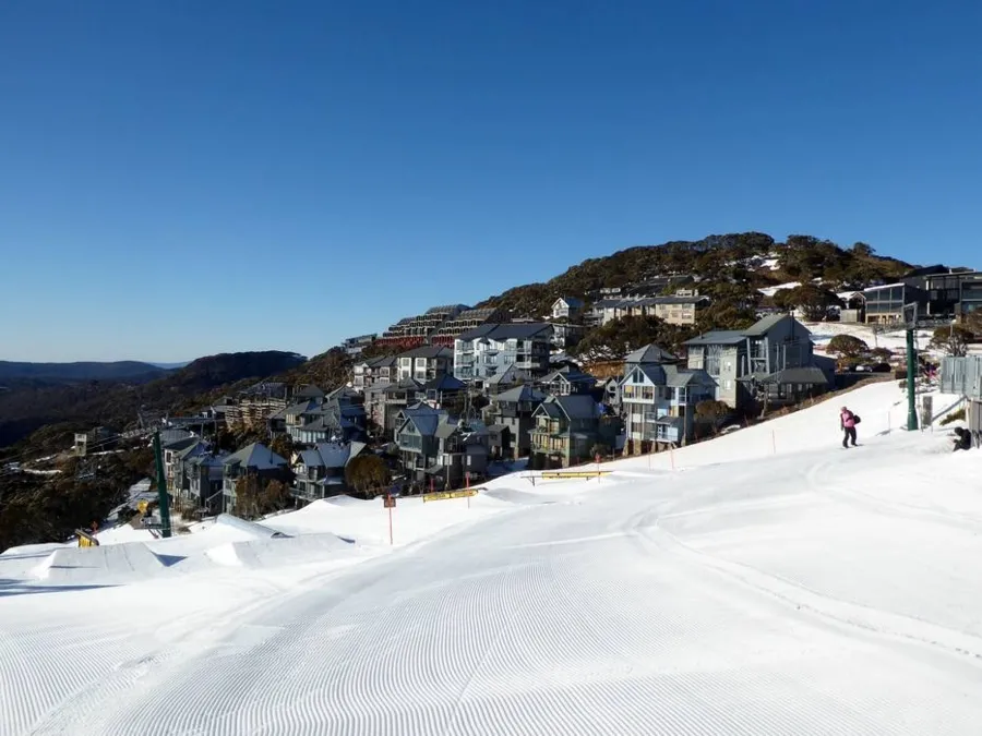 item image 729 album của tour Việt booking - VietBooking - Trượt tuyết núi Hotham