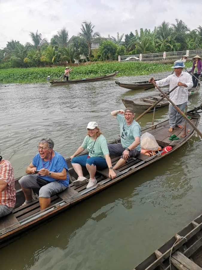 item image 766 album của tour Miền tây sông nước